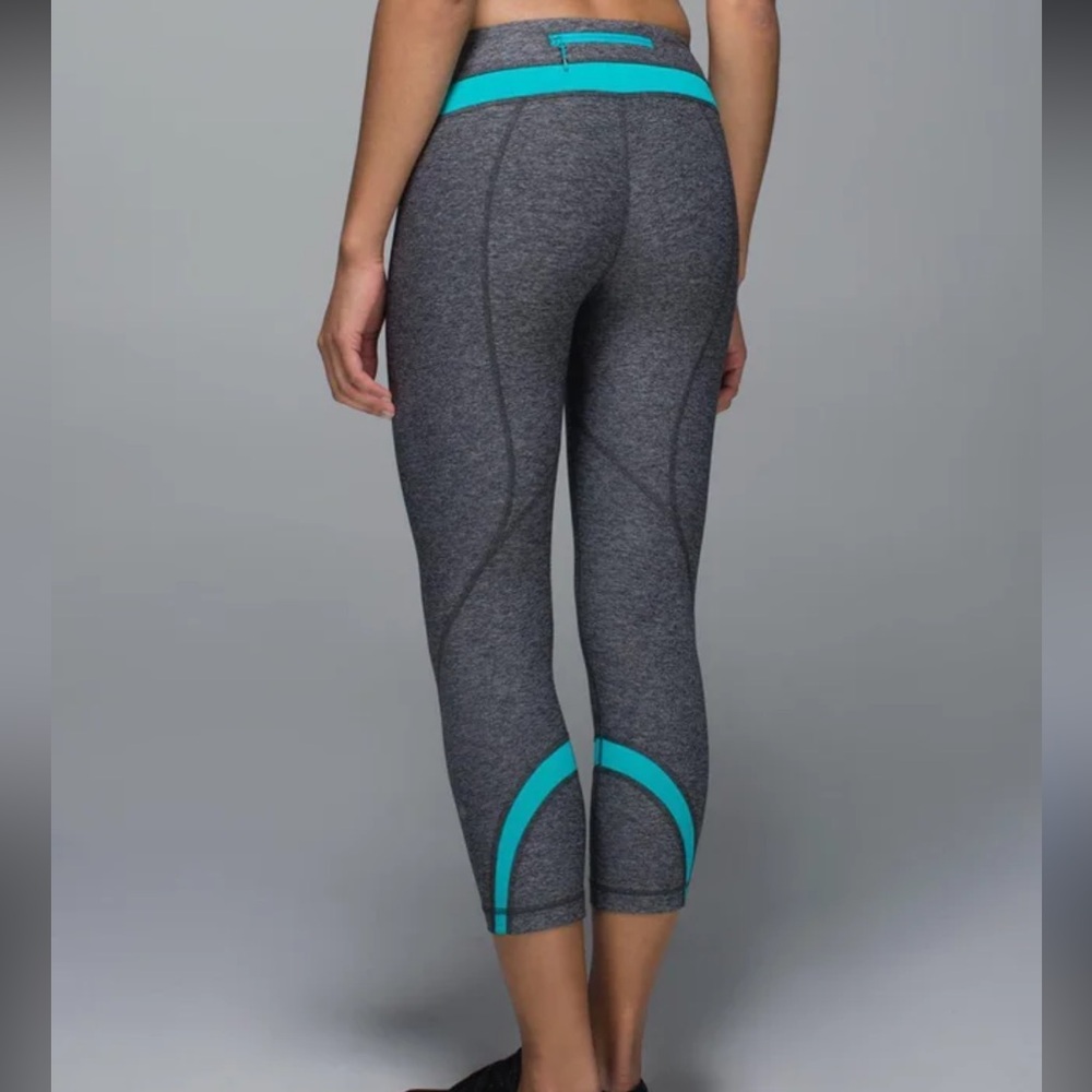 LULULEMON SET Tank & Cropped Legging